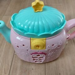キラキラハッピー ひらけ!ここたま ティーポットのここたまレストランの画像