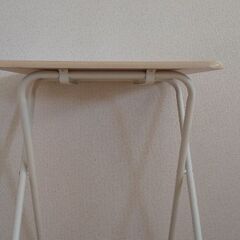 木製折りたたみテーブル50×40×69㌢