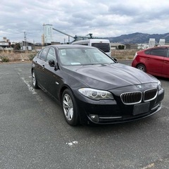 BMW 523i