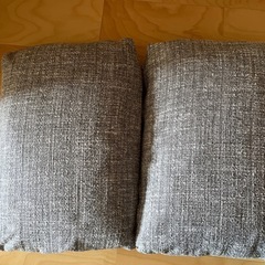 クッション　2種類ずつ　まとめの画像
