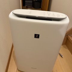 (決まりました)
美品 シャープ空気清浄機