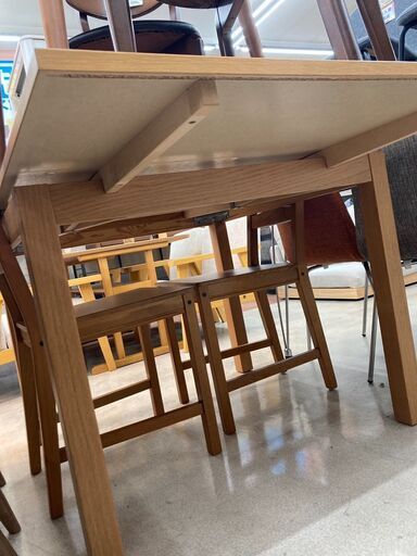 IKEA ダイニングテーブル BJURSTA IKEA BJURSTA ビュースタ ダイニング