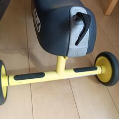 子ども三輪車の画像