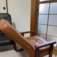 低めのチェア、座椅子の画像