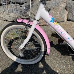 子供の自転車18インチ(女の子用)の画像