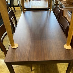 3/9🌸値下げしました⭐️美品⭐️家具の大丸4点ダイニングセット モダンデザイン 木目調ブラウンカラー KE No.1866の画像