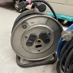 【中古品】コードリール２個の画像