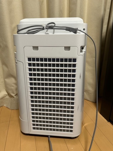 取引中 
シャープ KC-R50-W 空気清浄機 2023年製