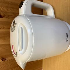タイガー　電気ケトル　1.0L