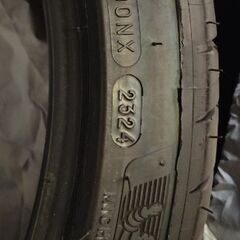 【美品】ミシュラン パイロットスポーツ4　215/40/18　4本　タイヤのみの画像