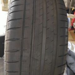 【美品】ミシュラン パイロットスポーツ4　215/40/18　4本　タイヤのみの画像