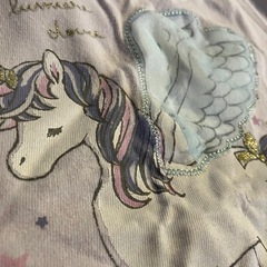ユニコーンとパフェ柄Tシャツ120サイズの画像