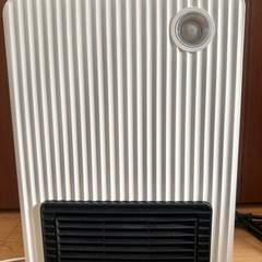 美品　セラミックヒーター 人感センサー付き ホワイト FOCHE...