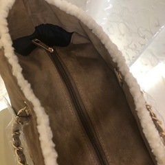 新品タグ付き❣️(ピンキー&ダイアン)かわいいバックもこもこ🤎の画像