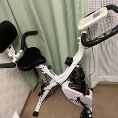 フィットネスバイク 健康器具 有酸素運動  家庭用 静音　予約済みの画像