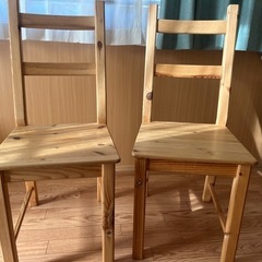 IKEA 木製椅子2脚セットの画像
