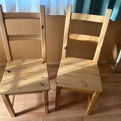 IKEA 木製椅子2脚セットの画像