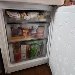 冷蔵庫　引き取りに来られる方　限定二階です。　148L　値引き交渉いたします　の画像