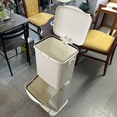 ペダル付き/分別ゴミ箱2段タイプ