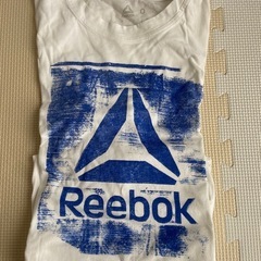 リーボック　半袖シャツ