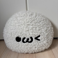 クッション(顔文字)