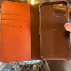 coachのiPhoneケースの画像