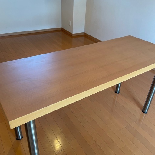 BoConceptのテーブル