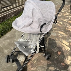 B型ベビーカー　バギー　おしゃれ　スリム