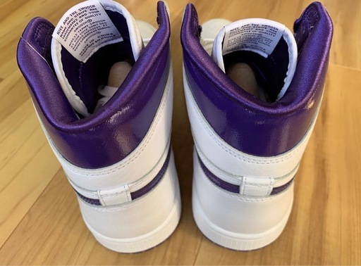 Nike Women's Air Jordan 1 High OG 