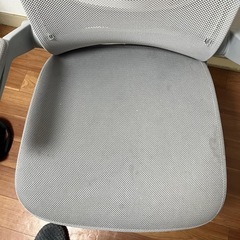 デスクチェアーの画像