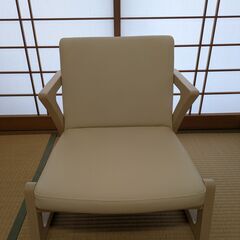 ［座面高23］ リンデン ｜ 肘付き 座椅子の画像