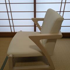 ［座面高23］ リンデン ｜ 肘付き 座椅子の画像