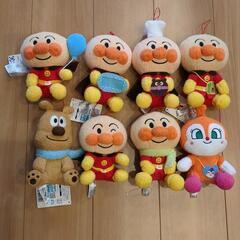 アンパンマンぬいぐるみ大5つ・小8つ