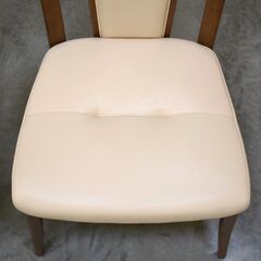 ≪yt1825ジ≫ [2脚セット] カリモク家具 ダイニングチェア 食堂椅子 本革張り/アイボリー系 ウォールナット色? アームレス 中古家具/宮城県仙台市 70210-03 の画像