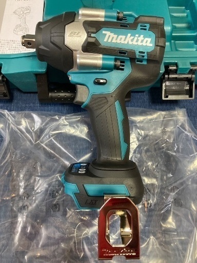 マキタ/makita 18V 新品未使用　TW700D インパクトレンチ本体＋専用ケース