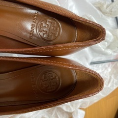 トリーバーチTORY BURCH パンプス　箱付きの画像