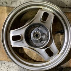 ☆GARAGE-ECO千音寺☆B1-013中古パーツ  スズキ　アドレスCA42A フロントホイールの画像