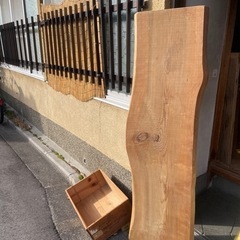 杉板　　テレビ台　カウンター　