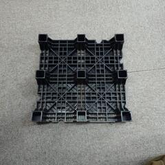 OAフロア　樹脂床材　２平米分、おまけ３枚　未使用の画像