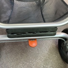 ストッケ　ベビーカーの画像
