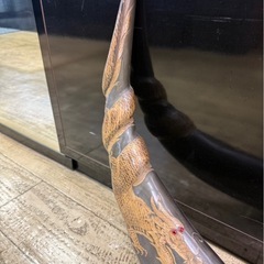 きまりました　骨董品　水牛の角　龍の彫刻　置物　ロングホーンの画像