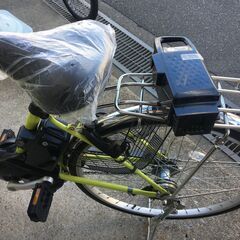 地域限定送料無料　パナソニック　ビビ　SX　8AH　バッテリー2個　2023年　黄緑　パスウィズ　アシスタ　神戸市　電動自転車の画像