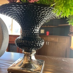 花瓶　造花の画像