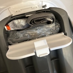 【お譲り先決定】
ベビーチェア　ingenuity インジェニュイティの画像