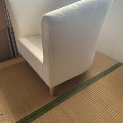 １人用ソファー白色+ミラー＋本棚全て無料！3月26日まで！！！