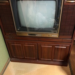 三月受け渡し　レトロなテレビ
