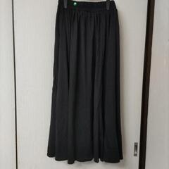 【Mサイズ】スカート 黒 ブラック これからの季節にぴったりの画像