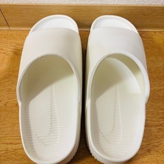 NIKEカーム 美品 23cmの画像