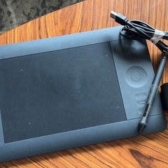 Wacom ペンタブ（ペンタブレット） Intuos5 touc...