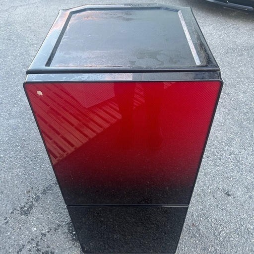 【美品】冷凍冷蔵庫ユーイング UR-FG110J 2017年製 レッド 110L おしゃれ コンパクト